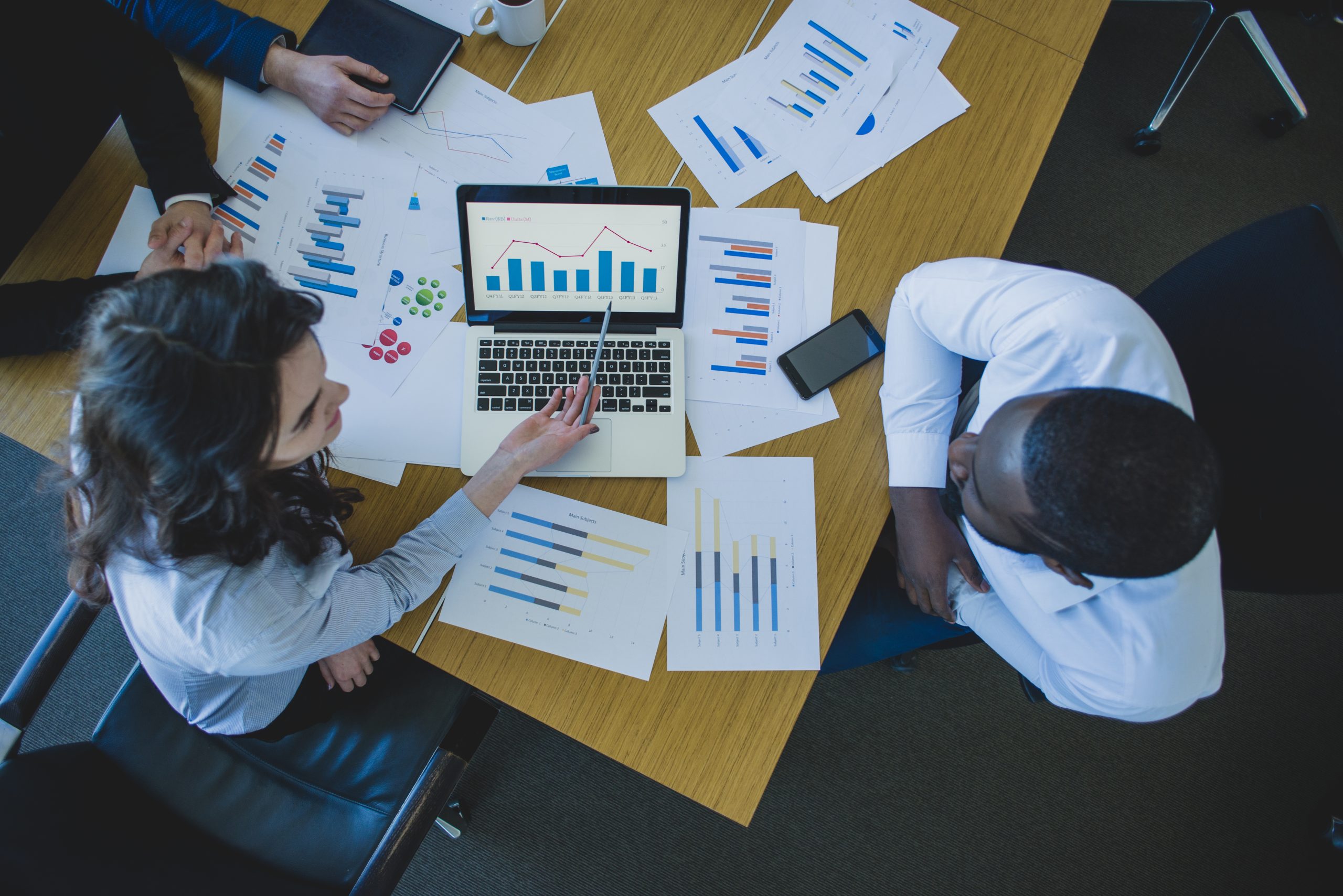 8 Key Differences Between SAP Group Reporting and BPC